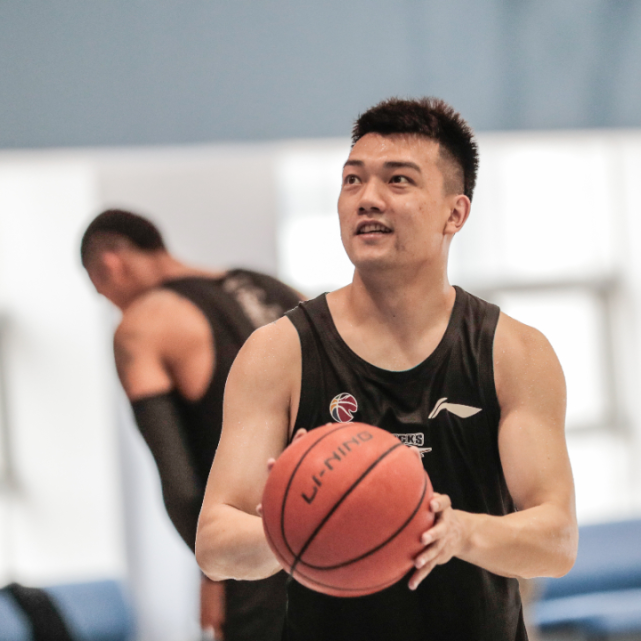 今夜体能课后,波特兰开拓者豪取连胜备战法国杯,管理层满意,身体对抗强度拉满的简单介绍 今夜体能课后,波特兰开拓者豪取连胜备战法国杯,管理层满意,身体对抗强度拉满的简单介绍